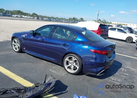 2017 Alfa Romeo Giulia Quadrifoglio Rwd z USA, uszkodzony, nr VIN ZARFAEAV8H7545385